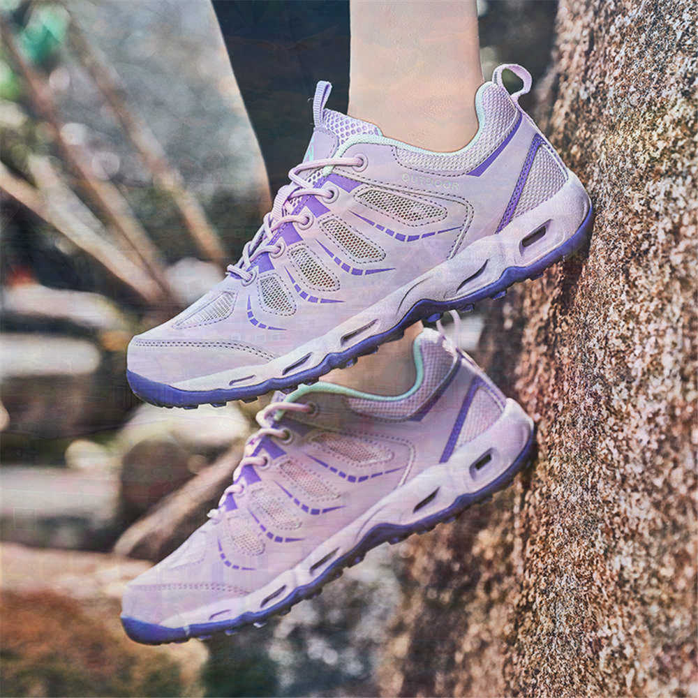 Sumer Round Tip Silver Sneaker - Tech Accessories For Office ulasan dan harga